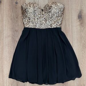 Windsor Gold Sequins and flowy black dress